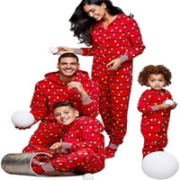 Porodica Aunavey podudarajući se božićne pidžame Podeljava sa spavaćicom za spavanje Duksev sa haubom