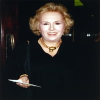 Doris Roberts u crnom haljinom portret fotografija
