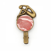 Svinjska sirovo meso hrana tekstura frizera za glavu broš vintage metal
