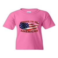 Arti - majice velike djevojke i vrhovi tenkova - Amerikanac ponosan na zastavu SAD
