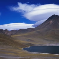 Čile, Atacama, Laguna Miscante, pejzaž. Print plakata